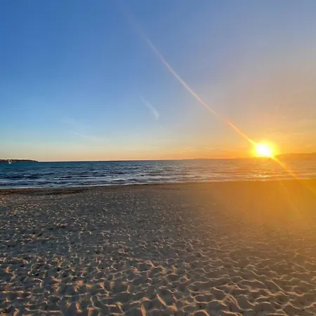 Lines To Huus Strandnah Bei & Grossenbrode